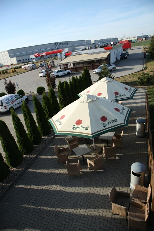 Hotel Artix Zbąszynek Exterior foto